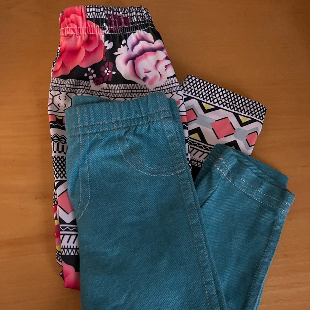 Bundle of 2 leggings in 2T